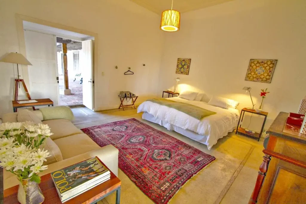 Casa-Bouchon-webp (1)