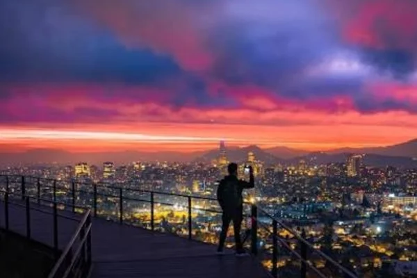 Vista desde el Cerro Calán, uno de los miradores en Santiago con vista en 360 grados