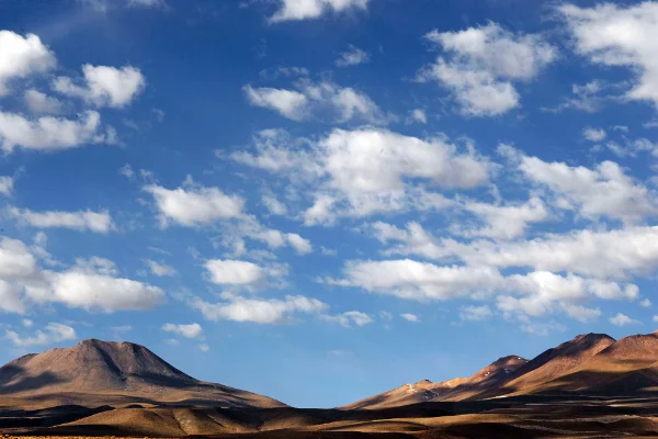 Paisaje del desierto de Atacama, escenario de varias leyendas chilenas del norte