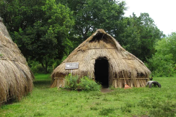 Ruka mapuche tradicional, vivienda de uno de los pueblos indígenas de Chile